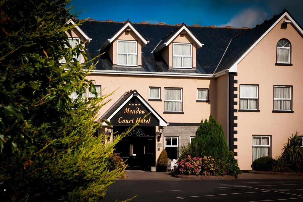 Meadow Court Hotel Loughrea Extérieur photo
