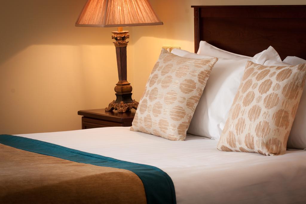 Meadow Court Hotel Loughrea Chambre photo